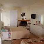 Oda ve Kahvaltı Fanizza Porto Cesareo