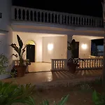 Fanizza Oda ve Kahvaltı