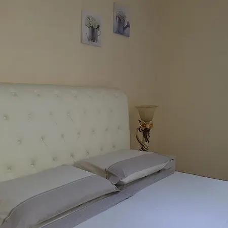 Fanizza Alojamento de Acomodação e Pequeno-almoço Porto Cesareo